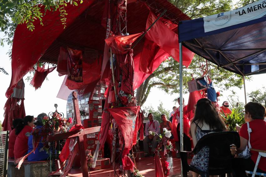 Mercedes recibe a miles de promeseros en la fiesta del Gauchito Gil