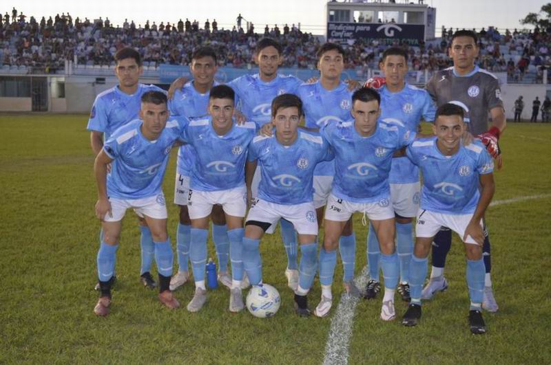 América hizo pesar la diferencia del juego de ida y eliminó a Huracán