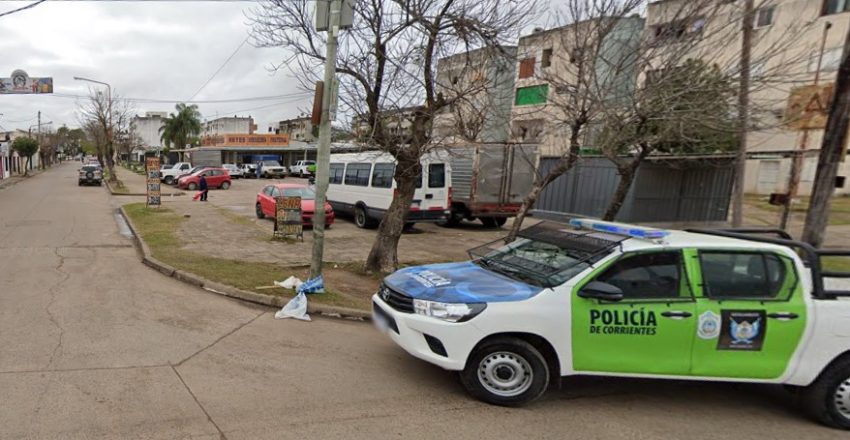 Violencia de género: agredió a golpes a su pareja en la calle y se lo llevó la policía