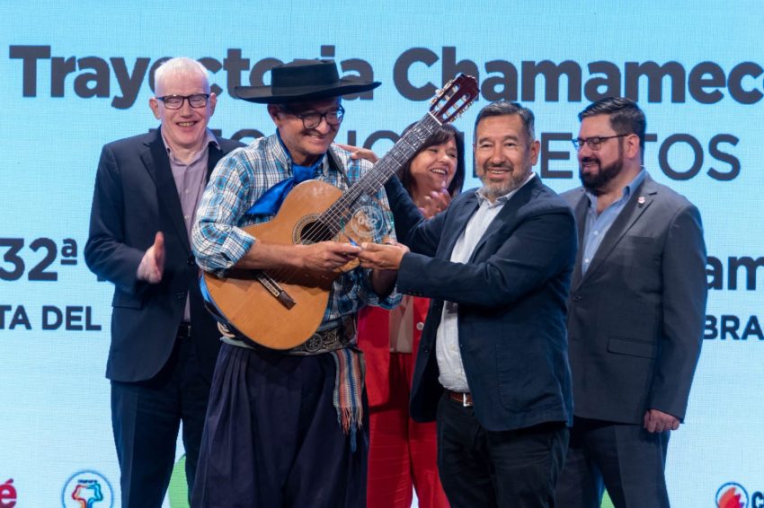 Hacedores chamameceros fueron distinguidos por el Instituto de Cultura