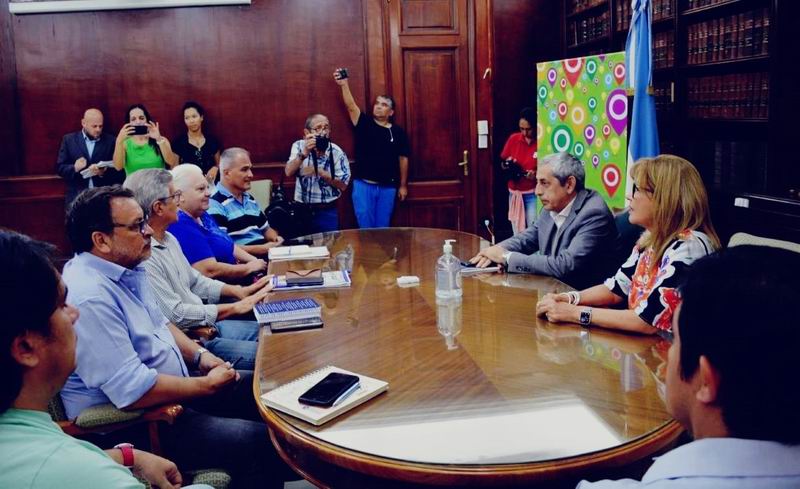 Provincia y gremios docentes avanzan en consenso salarial