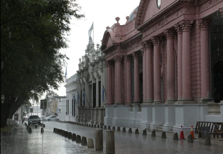 Corrientes: alerta por tormentas fuertes para varias localidades
