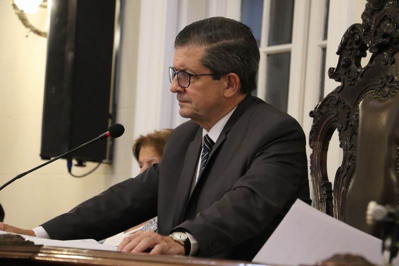 Pedro: «Si el Presidente tuviera apoyo, no gobernaría por decreto»