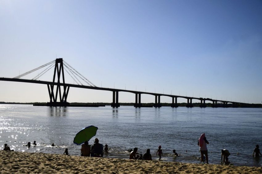 Vuelven a habilitar una playa pública que había sido clausurada por la bajante