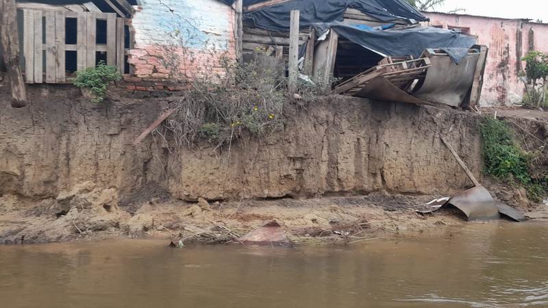 En paraje El Remanso insisten en una solución concreta a la erosión costera