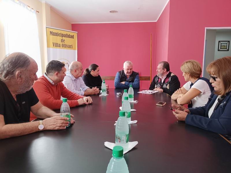 Gestiones ante la EBY con buenas nuevas para vecinos de Villa Olivari