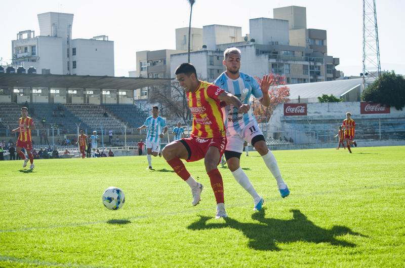En el final a Boca Unidos le quitaron el empate del bolsillo y quedó sin nada