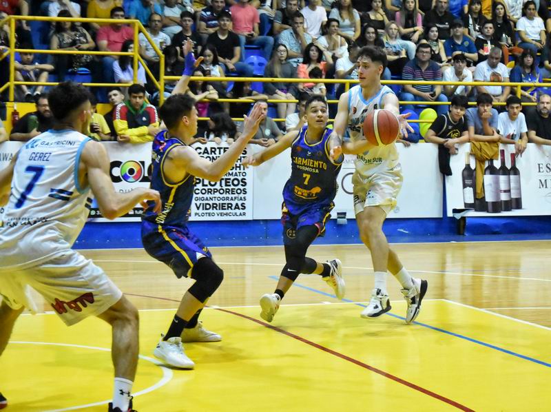 San Martín de Curuzú Cuatiá golpeó primero en Formosa