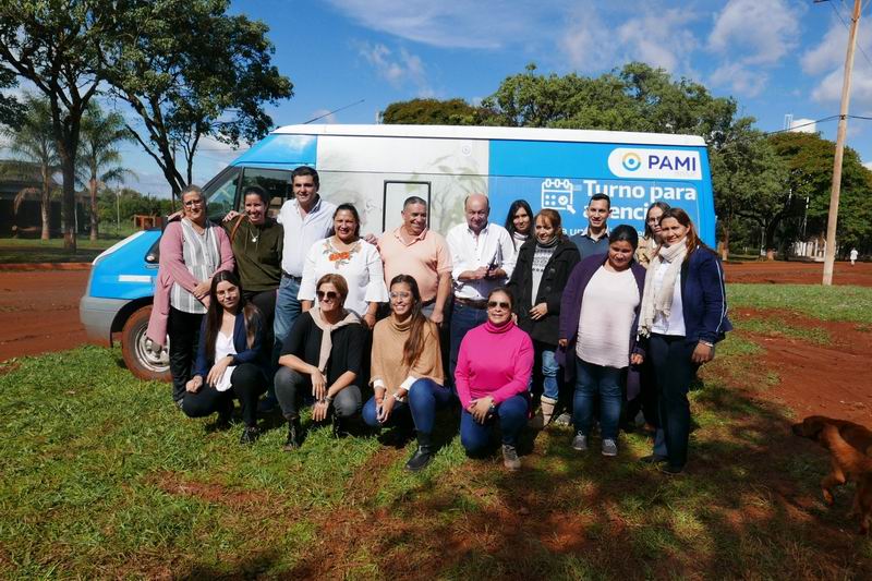 El Frente de Todos sale al territorio