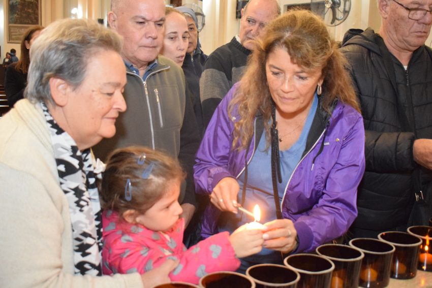 Luminarias, postales de una tradición que se mantiene encendida Las