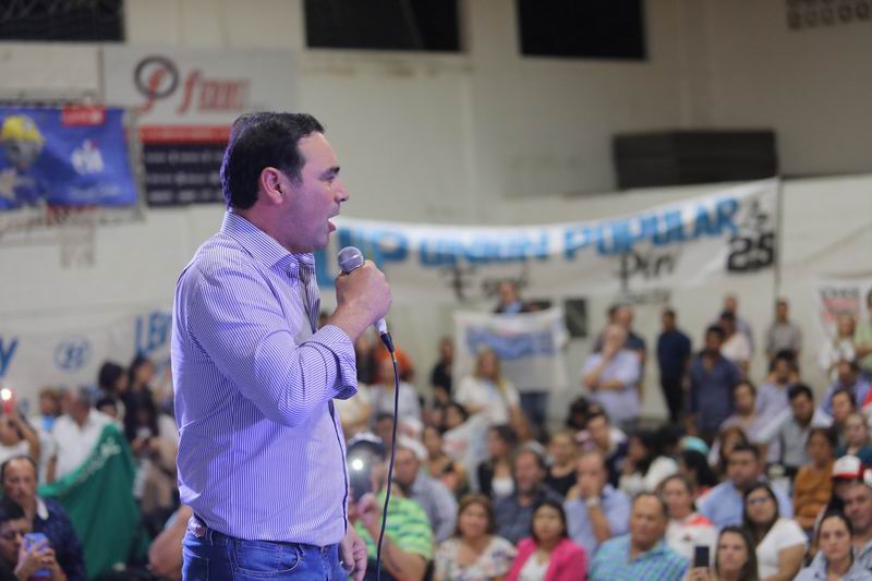 Valdés acelera gestión y proselitismo