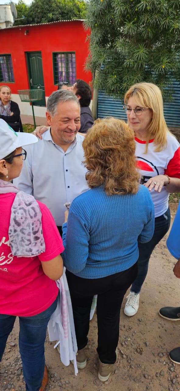 Amarilla capitenea la campaña de ECO en Capital