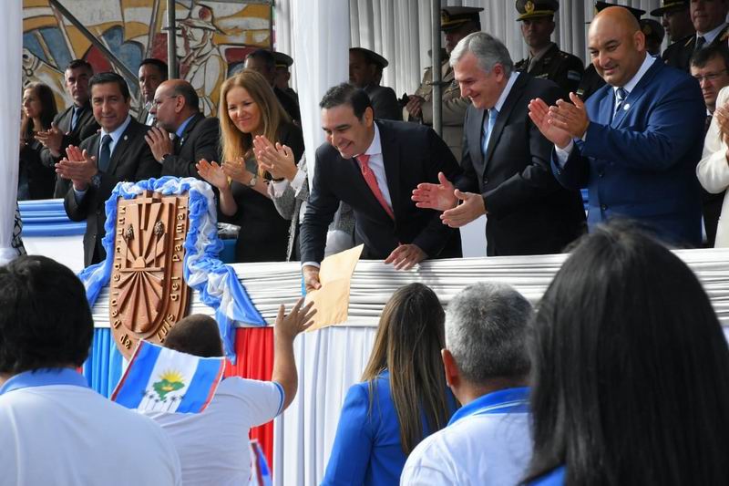 San Luis Rey, anfitrión de una fiesta con invitados políticos destacados