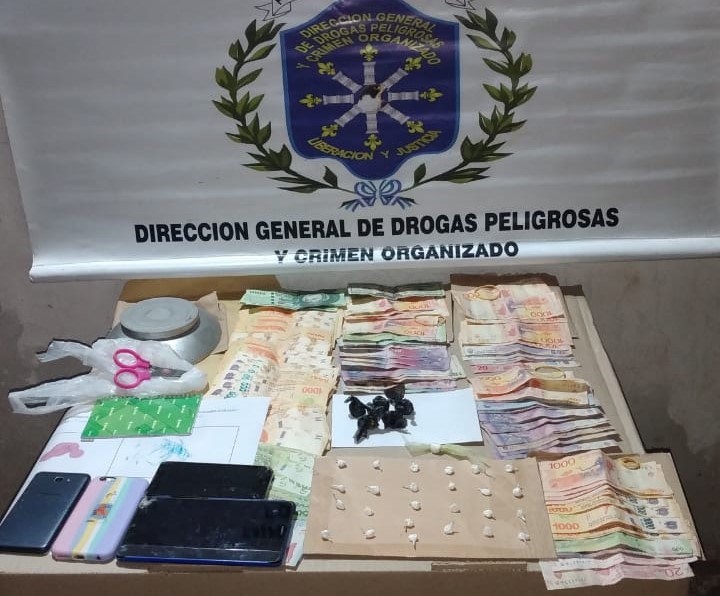 Desarmaron kioscos de estupefacientes y detuvieron a tres mujeres