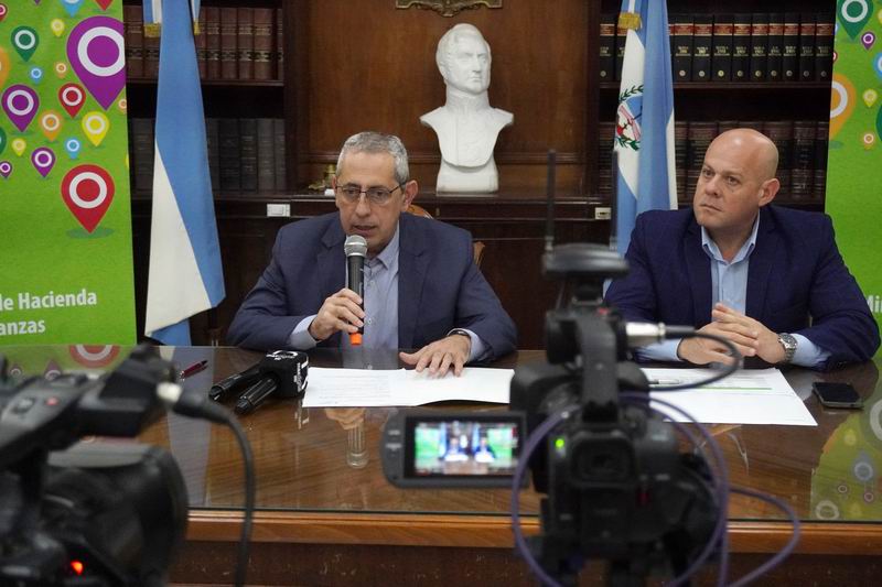 La Provincia aumentó 20% el salario