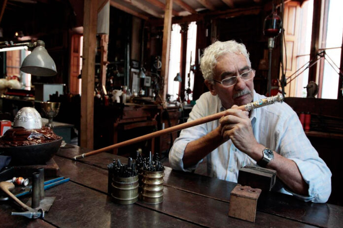 El próximo bastón presidencial se hará con listones de un árbol correntino