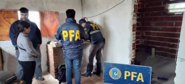 Cayó una banda narco: su jefe estaba preso y seguía operando desde su celular