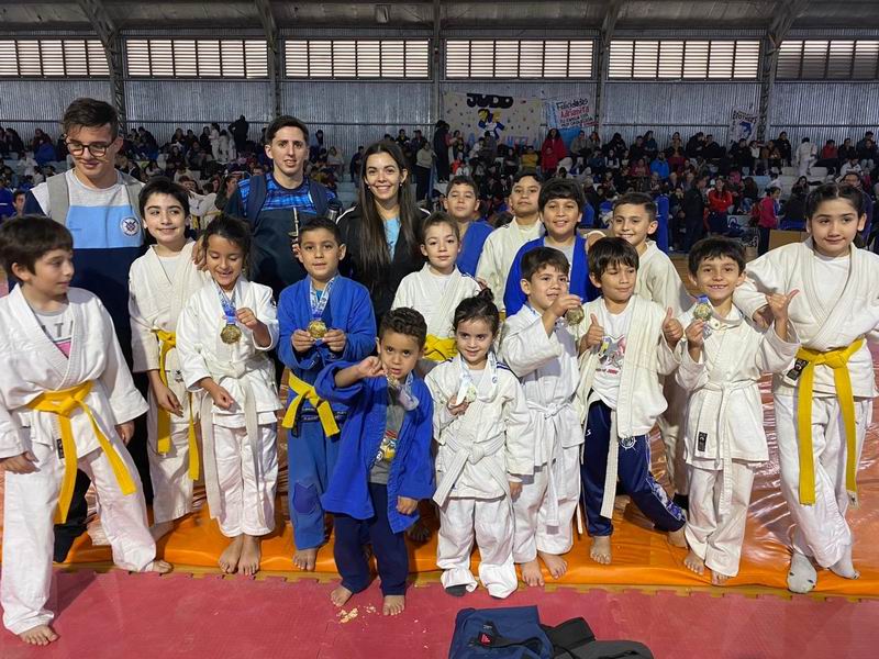 Judocas correntinos, en el torneo Día del niño