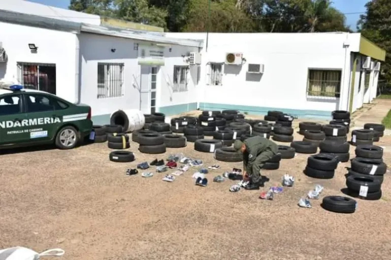 Decomisaron mercadería ilegal valuada en más de 9 millones de pesos