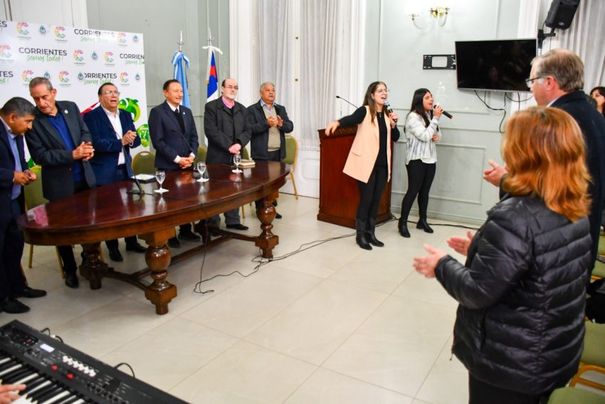 Mes de la Biblia: alabanzas y oraciones en Casa de Gobierno