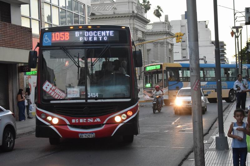 Se levantó el paro del transporte público, tras la intervención de la Provincia en el conflicto