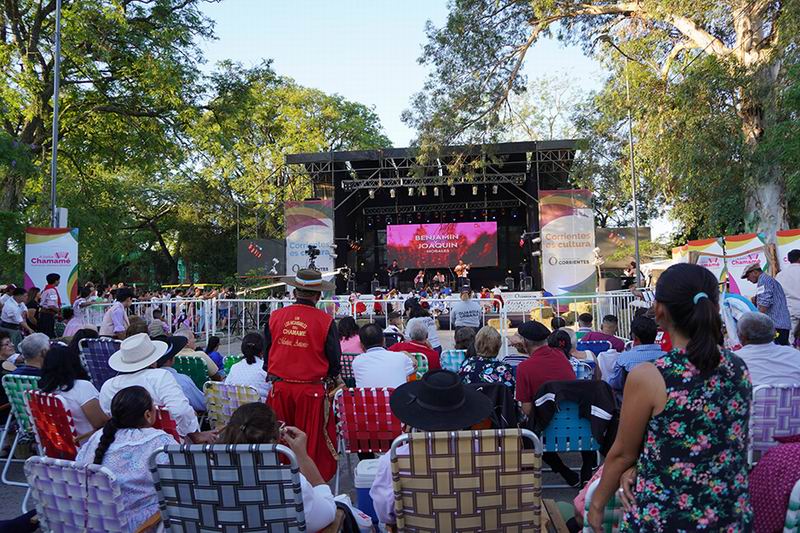El parque Mitre, a puro baile chamamecero