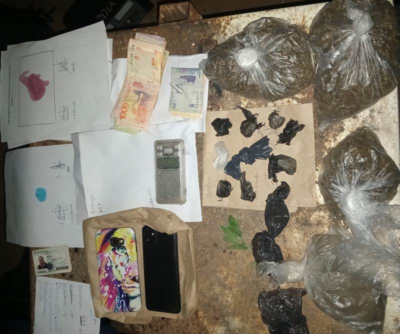 Capital: desbarataron un kiosco de drogas y detuvieron a una pareja