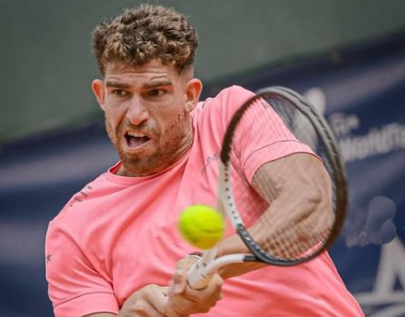 Monzón, al margen del M15 en Bolivia