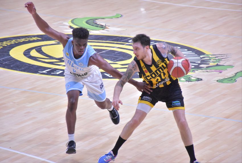 Con el tiro del final, Oberá dejó con las manos vacías a Comunicaciones