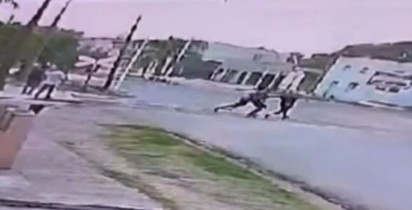 Impactantes videos de la pelea que terminó con un hombre asesinado y otro herido