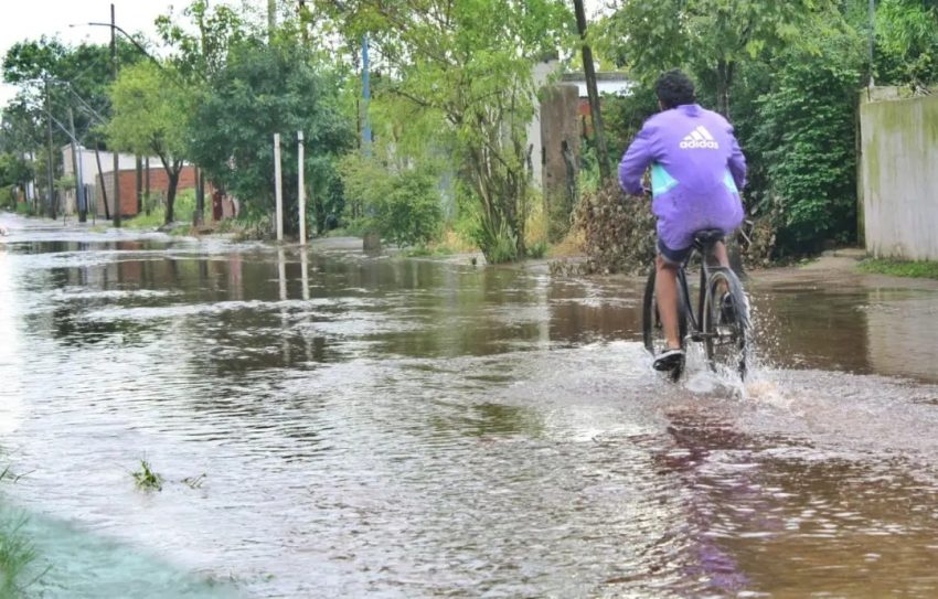 Exceso hídrico: ya son más de 800 los evacuados en el Interior de Corrientes