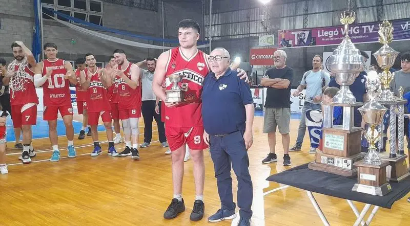 «Se fue un grande del club San Martín»