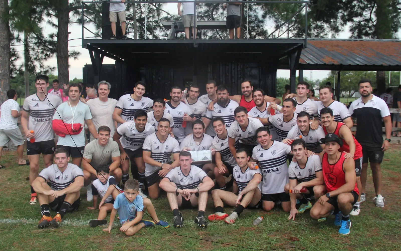 La fiesta fue completa para Aranduroga, tras adjudicarse el 20º Torneo Reducido