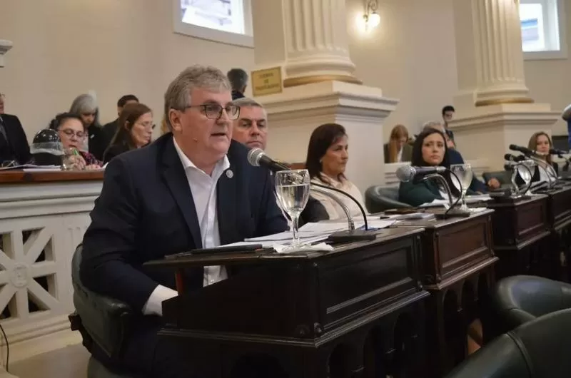 Ast: «Modificar el sistema electoral de la Provincia no es una tarea sencilla»