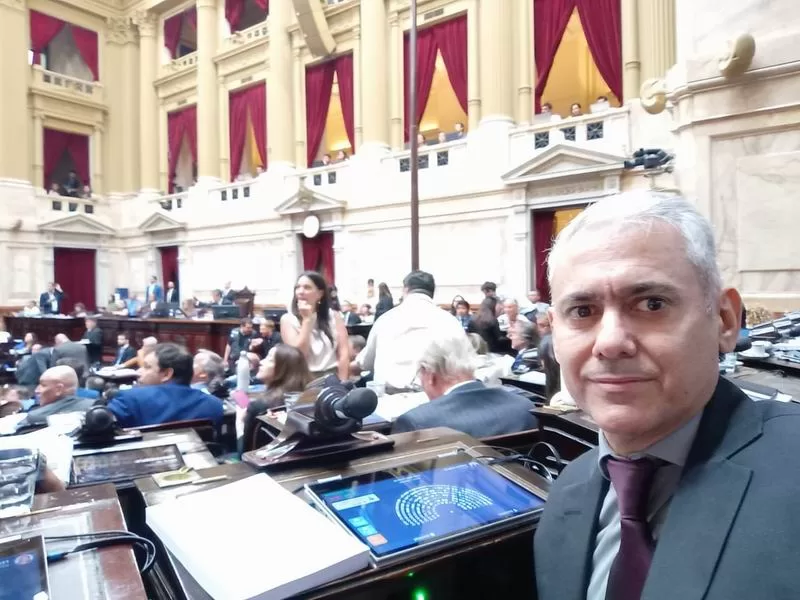 García: «Es hora de que los políticos discutan los temas que importan»