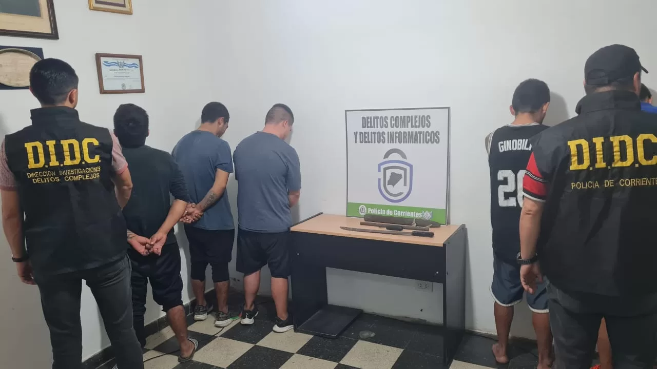 Detuvieron a dos personas buscadas por la Justicia