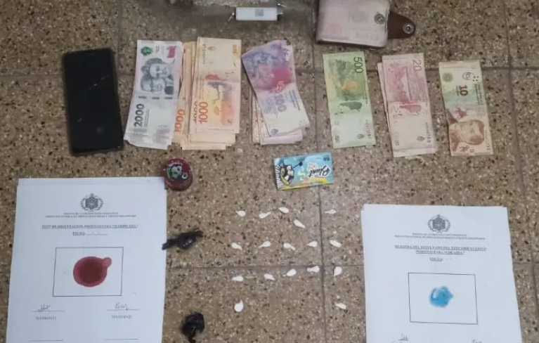 Detuvieron a dealers con cocaína en Corrientes