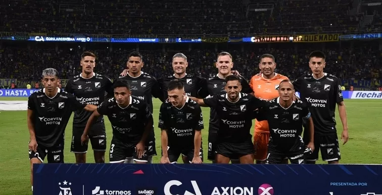 Federal A: El rival «aurirrojo» que llega a Corrientes