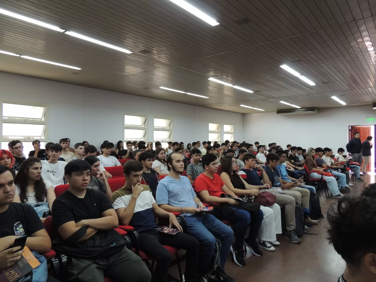 La Facultad de Ciencias Económicas realiza ambientación en sus extensiones áulicas