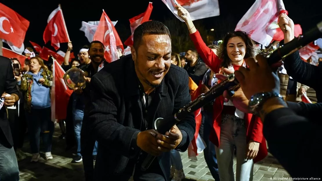 Erdogan reconoce victoria opositora en comicios municipales