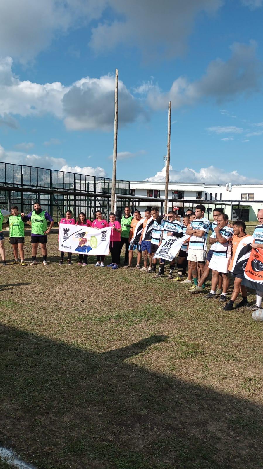 Aranduroga donó los postes para Espartanos