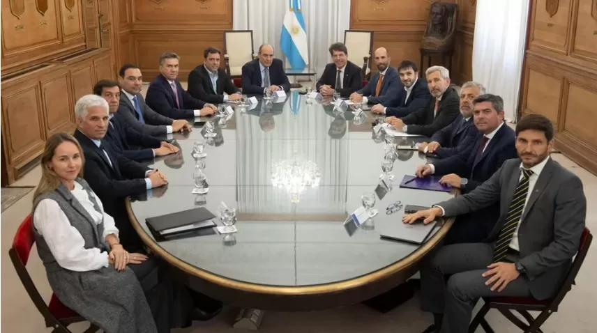 Con Valdés como protagonista, los gobernadores de JxC se reunieron con el Ministro del Interior