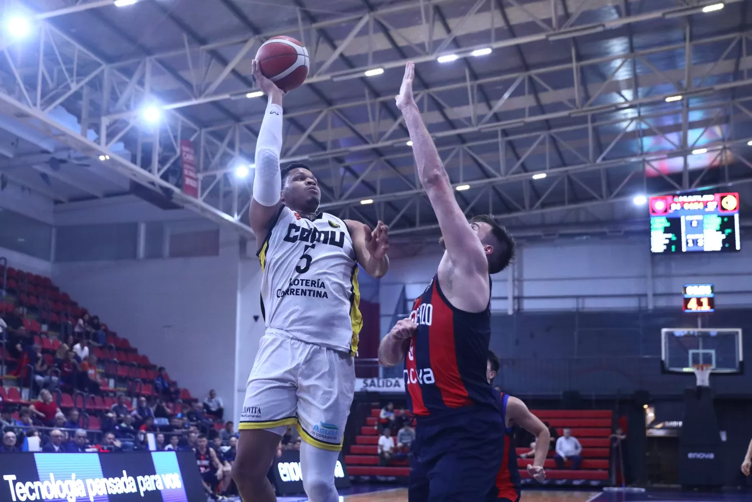 En un partidazo, Comunicaciones sucumbió en su visita a San Lorenzo