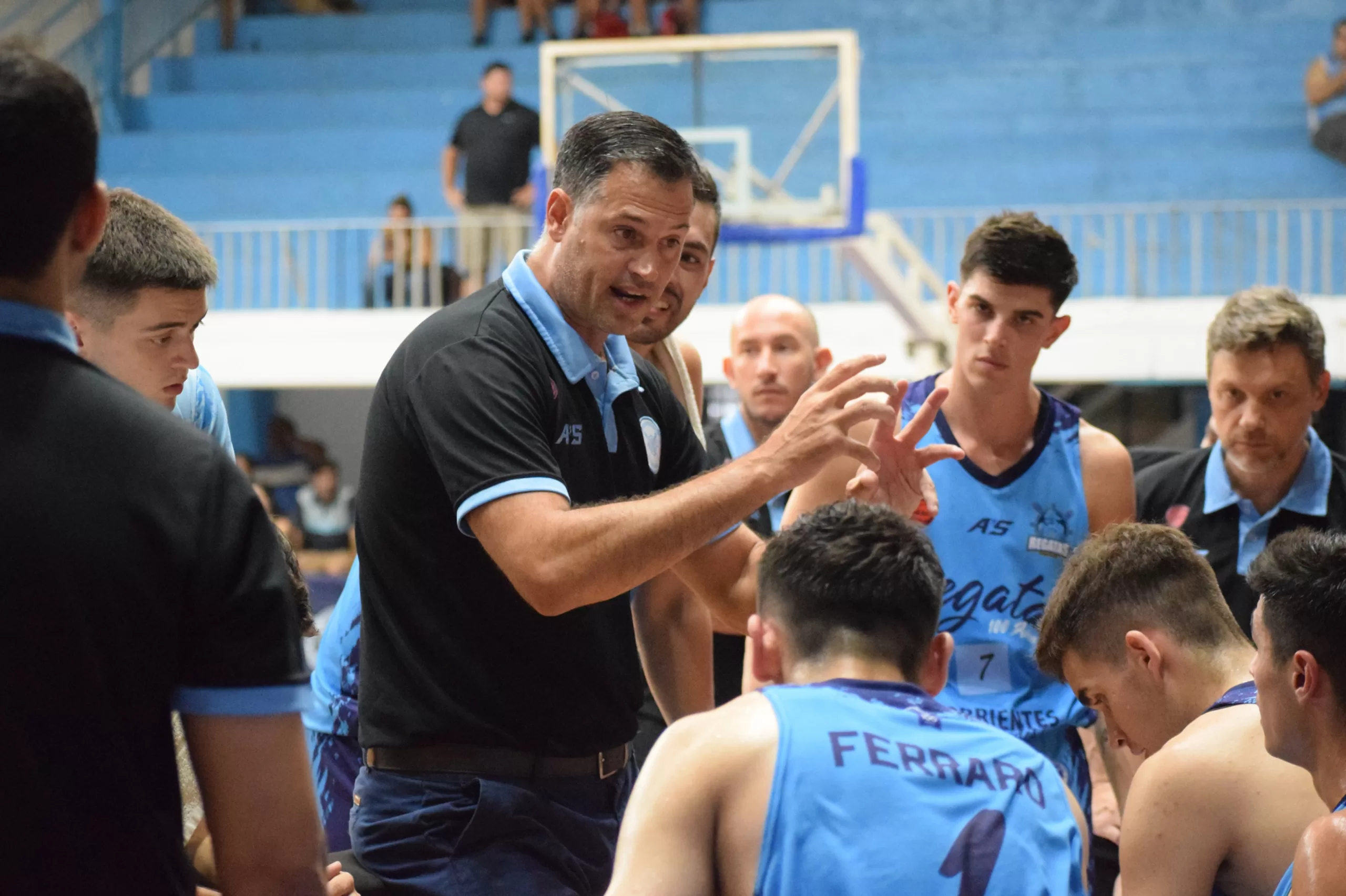 Regatas recibe a La Unión, con la intención de frenar la mala racha