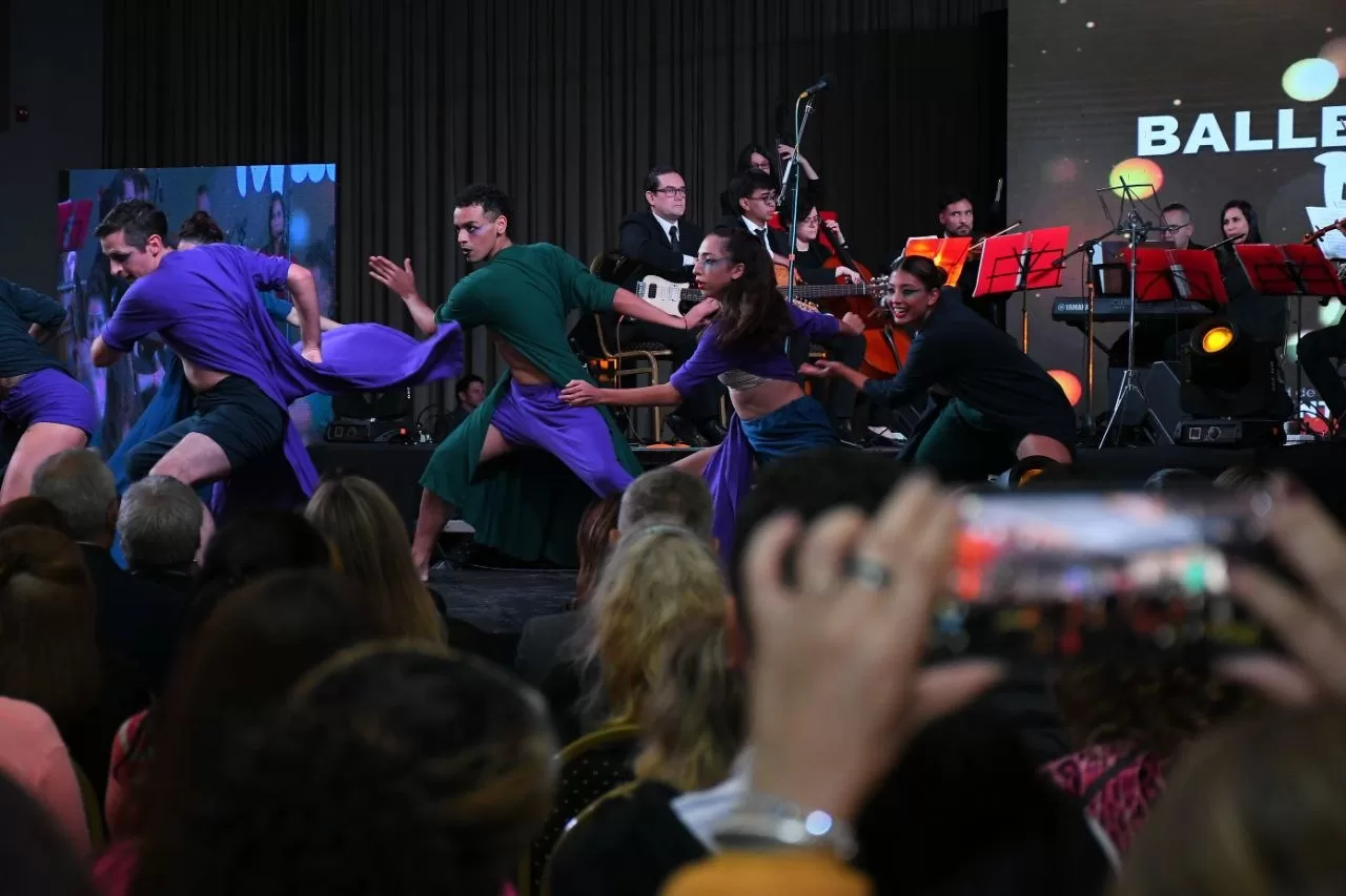 Vibrante Gala artística para celebrar los 463 años de la Ciudad de Corrientes