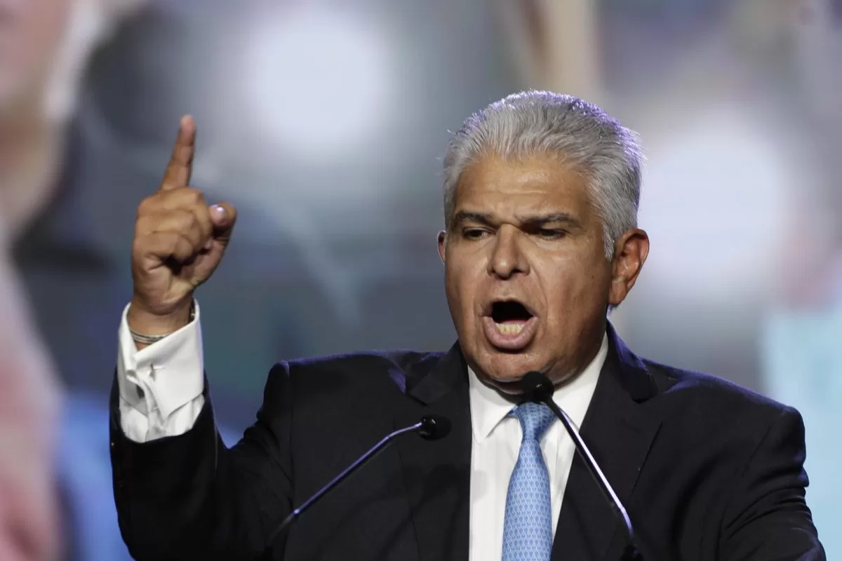 Mulino lidera elección en Panamá con el 50% del escrutinio