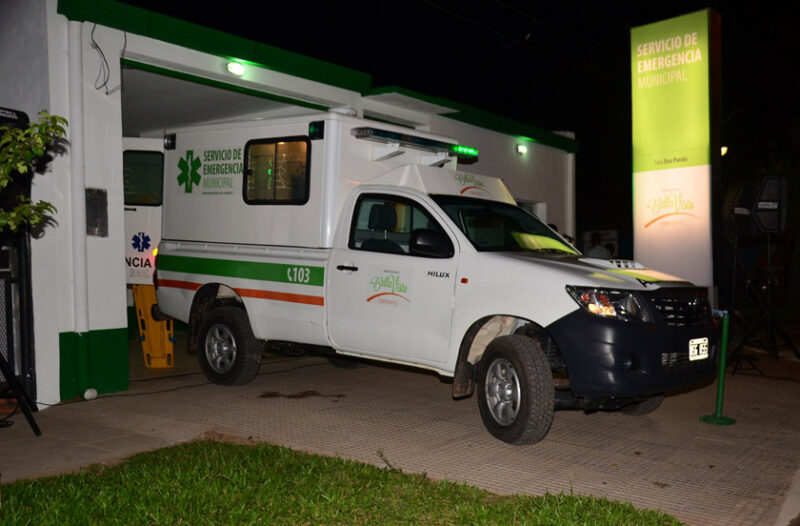 Bella Vista: un motociclista de 21 años está muy grave tras chocar contra un muro
