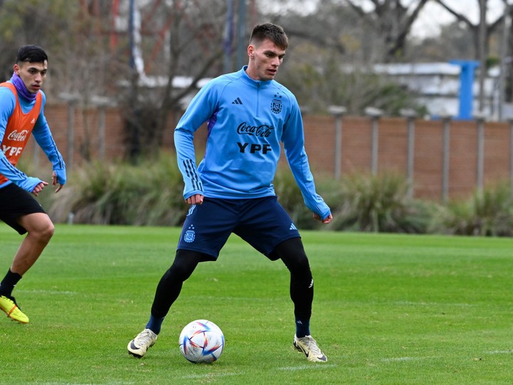 Con el goyano Kevin Zenón, Argentina sale a escena en los Juegos Olímpicos