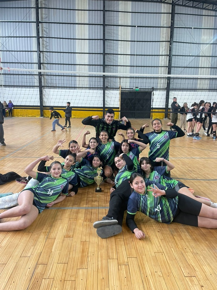 La Escuela Municipal de Saladas se destacó en el Federativo de Vóley