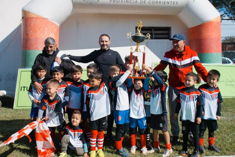 El fútbol Infantil fue una fiesta en Ituzaingó